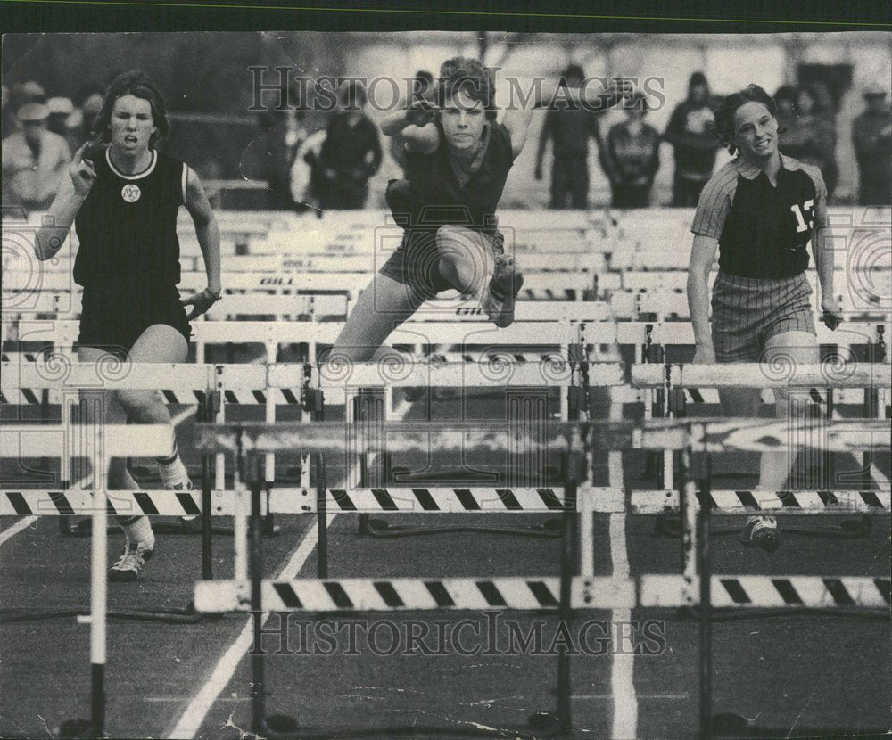 1985 Hoffman Laura Palatine Relays Hurdles - Historic Images