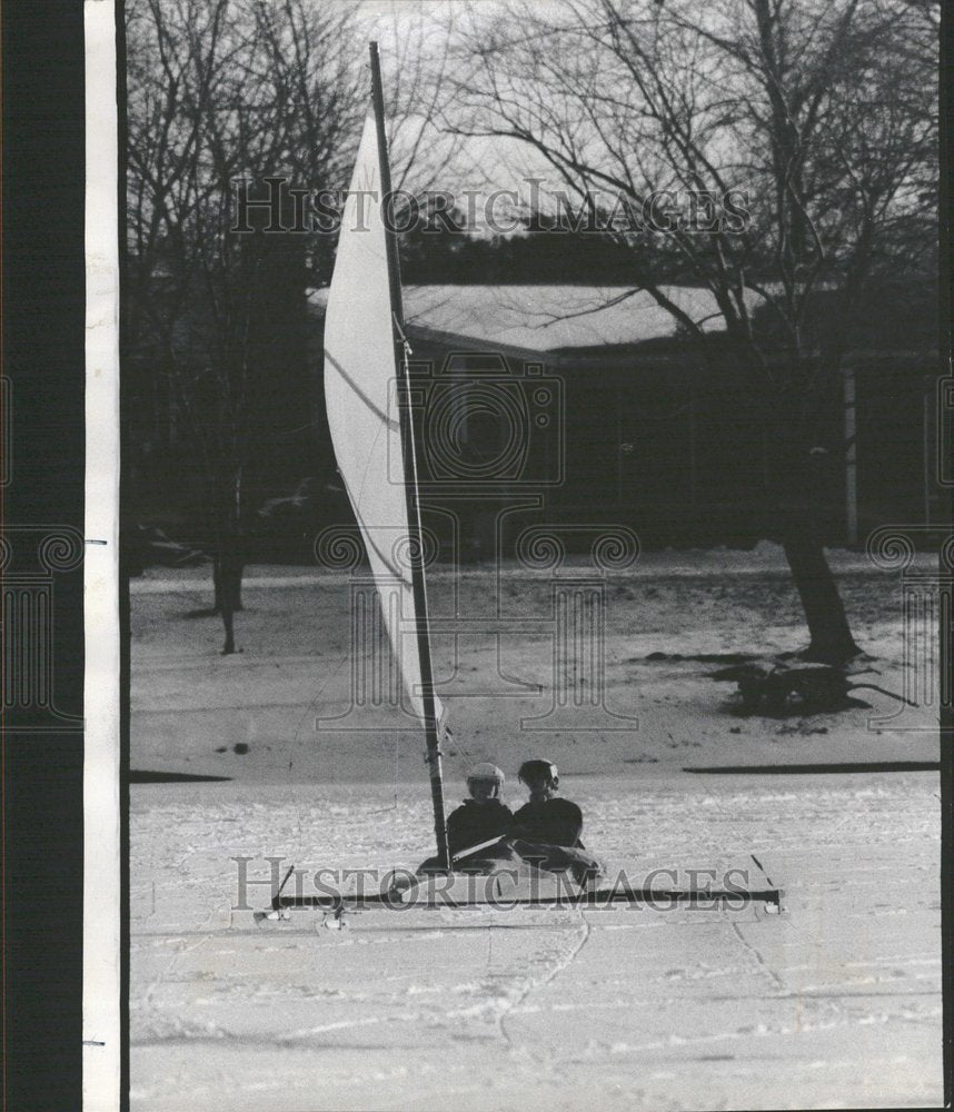 1975 Ice Boats - Historic Images
