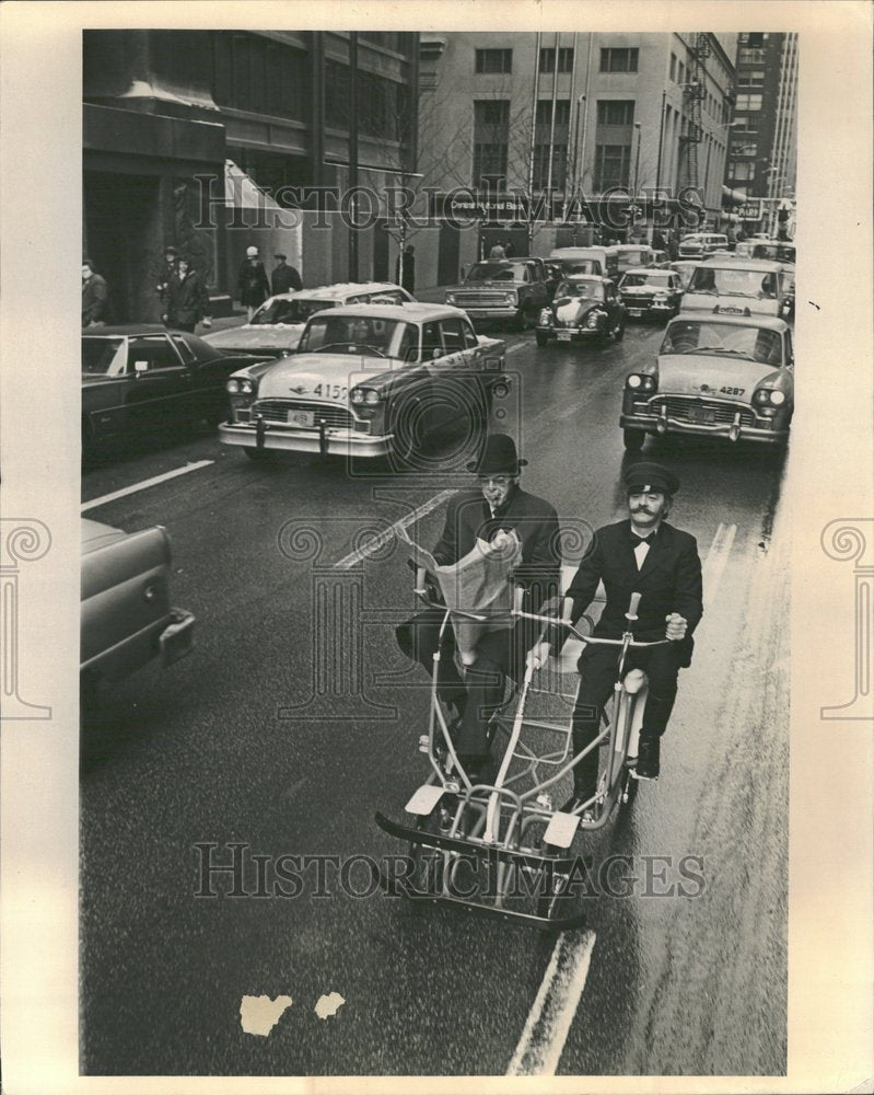 1975 Man Chauffered By Bicycle In Chicago - Historic Images