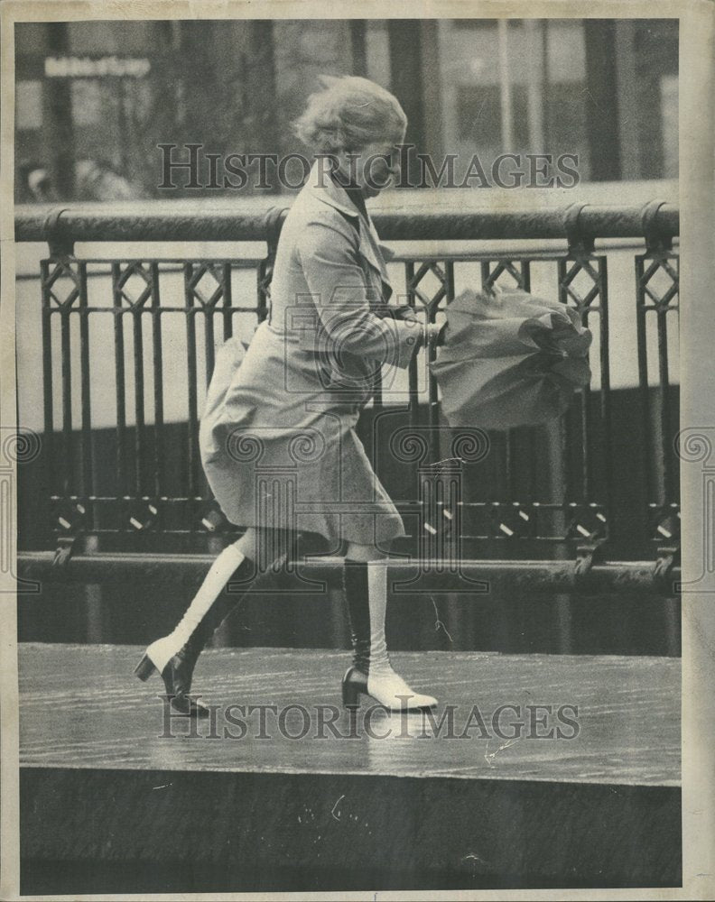 1975 rainstorm Adams Street Bridge - Historic Images