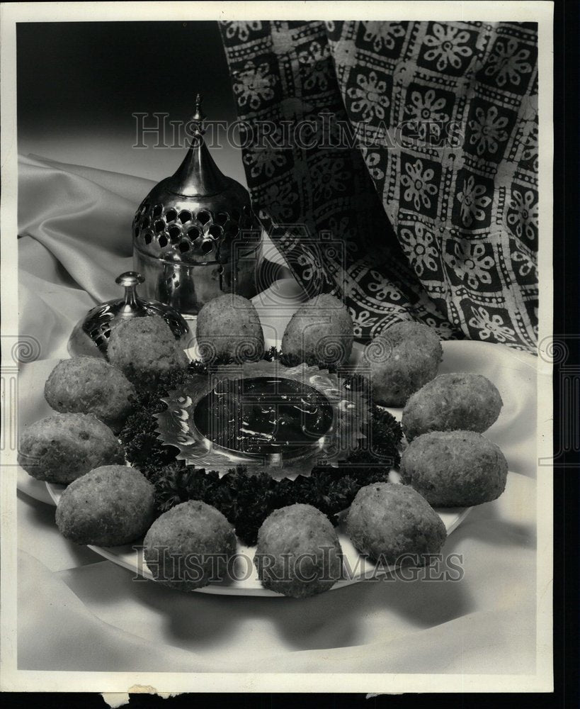 1979 Indian Eggs Tuna Puff Appetizers - Historic Images