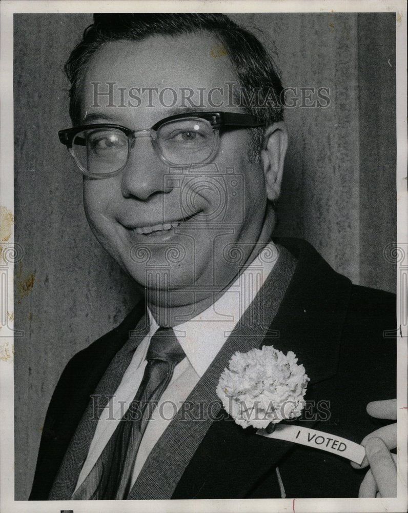 1968 Voter Boutinniere Badge &quot;I Voted&quot; - Historic Images