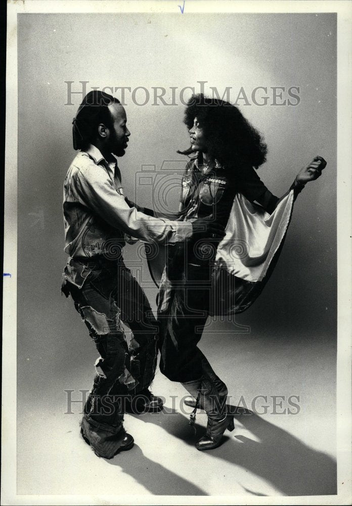 1979 Pet and April Bell dancing - Historic Images