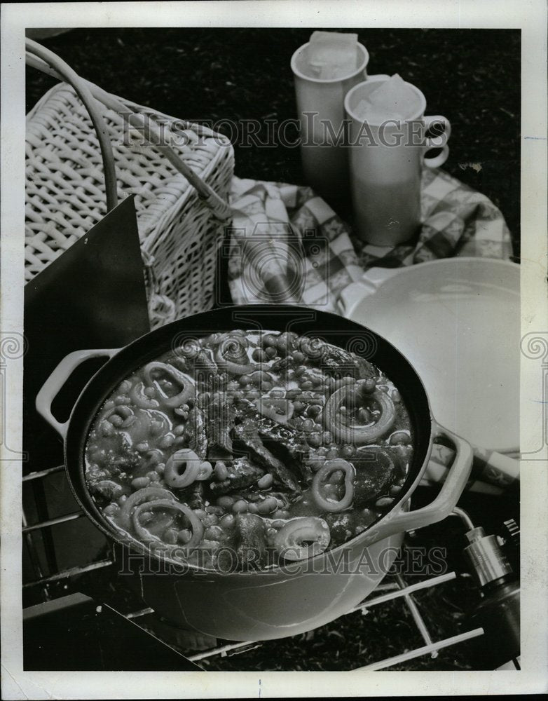 1971 Beans/Beef/Camping Meal/Easy to fix - Historic Images