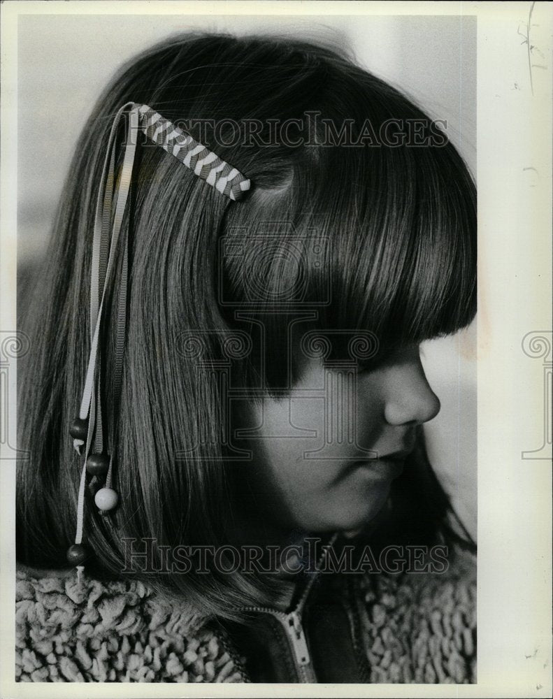 1983 Barrettes Headbands Combs Hair Tidy - Historic Images