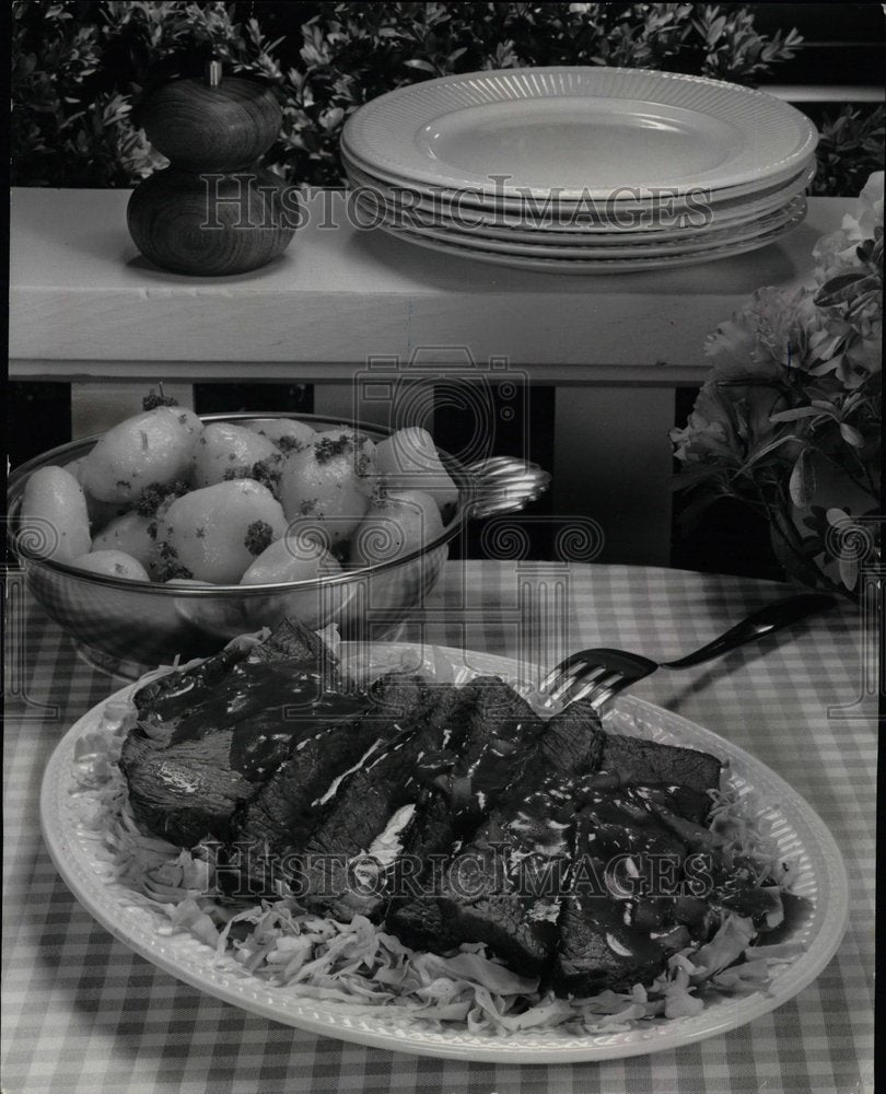 1970 Braised Pot Roast Meal Recipe - Historic Images