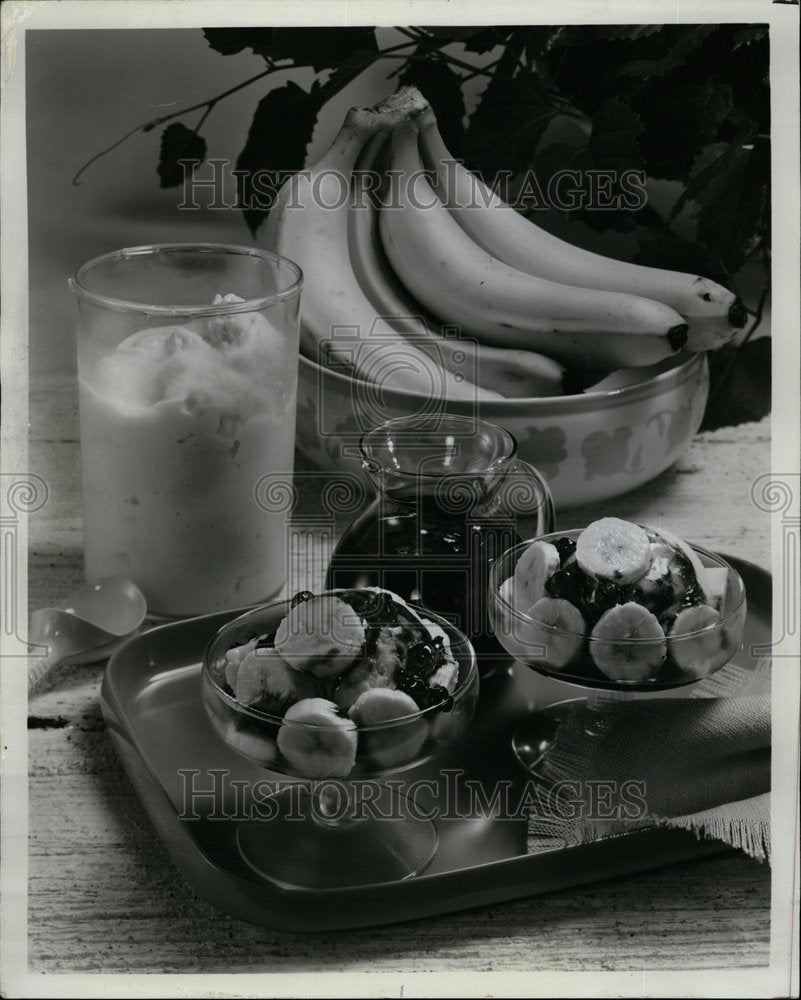 1986 jewel bananas - Historic Images