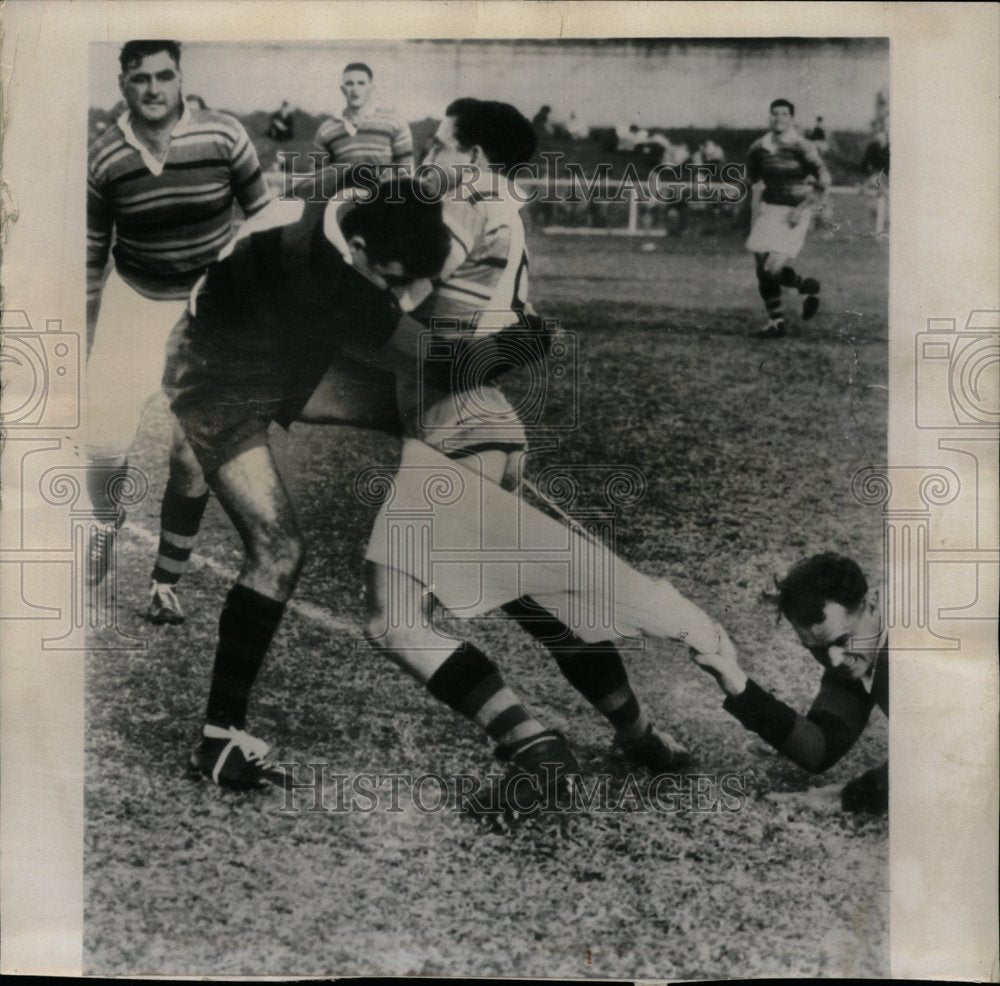 1953 Sydney Teams Playing Rugby - Historic Images