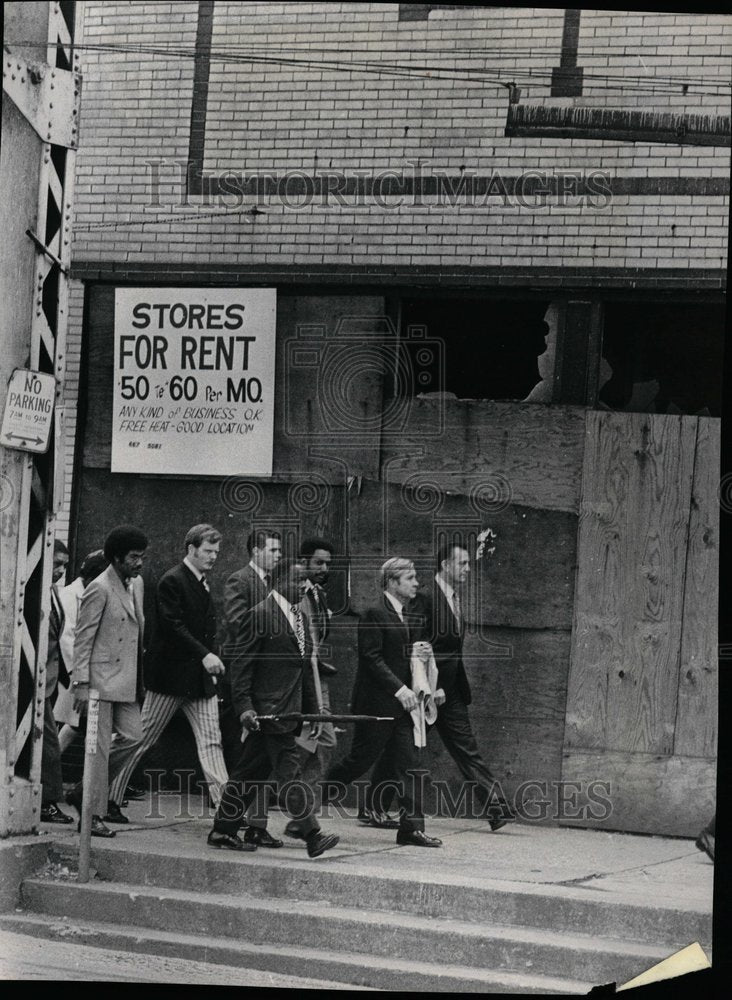 1971 Senator Charles Pency Inspection Tour - Historic Images