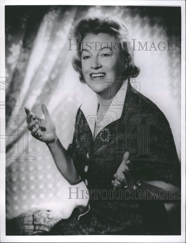 1964 Gracie Fields Actress Singer England - Historic Images