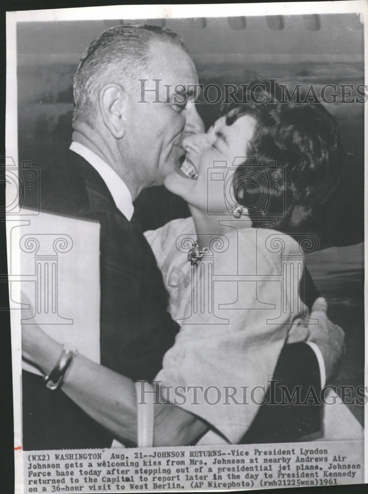 1961 Vice President Lyndon Johnson Returns - Historic Images