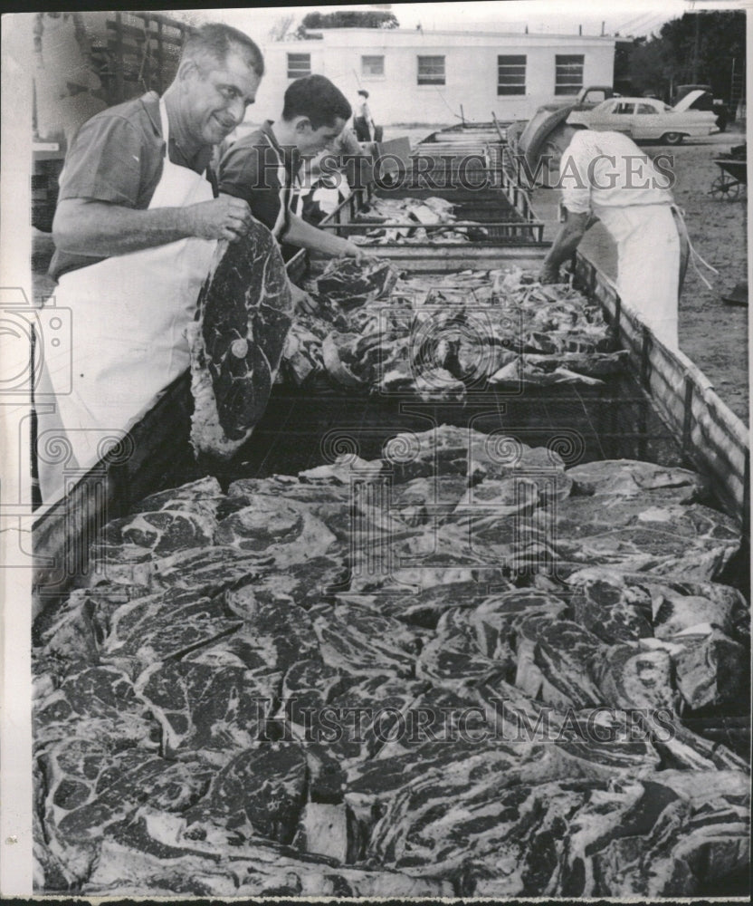 1964 Cooks Prepare Steaks For President - Historic Images