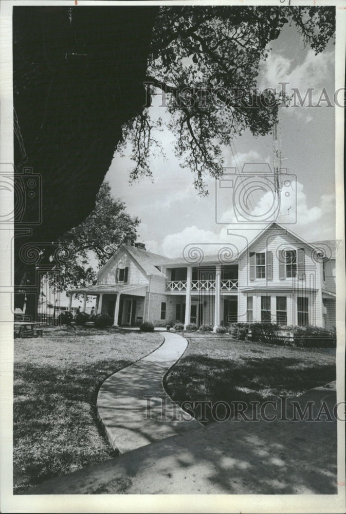 1963 LBJ Ranch farmhouse - Historic Images