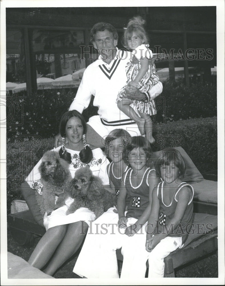 1973 Mr. and Mrs. Kurt Jafay and family - Historic Images