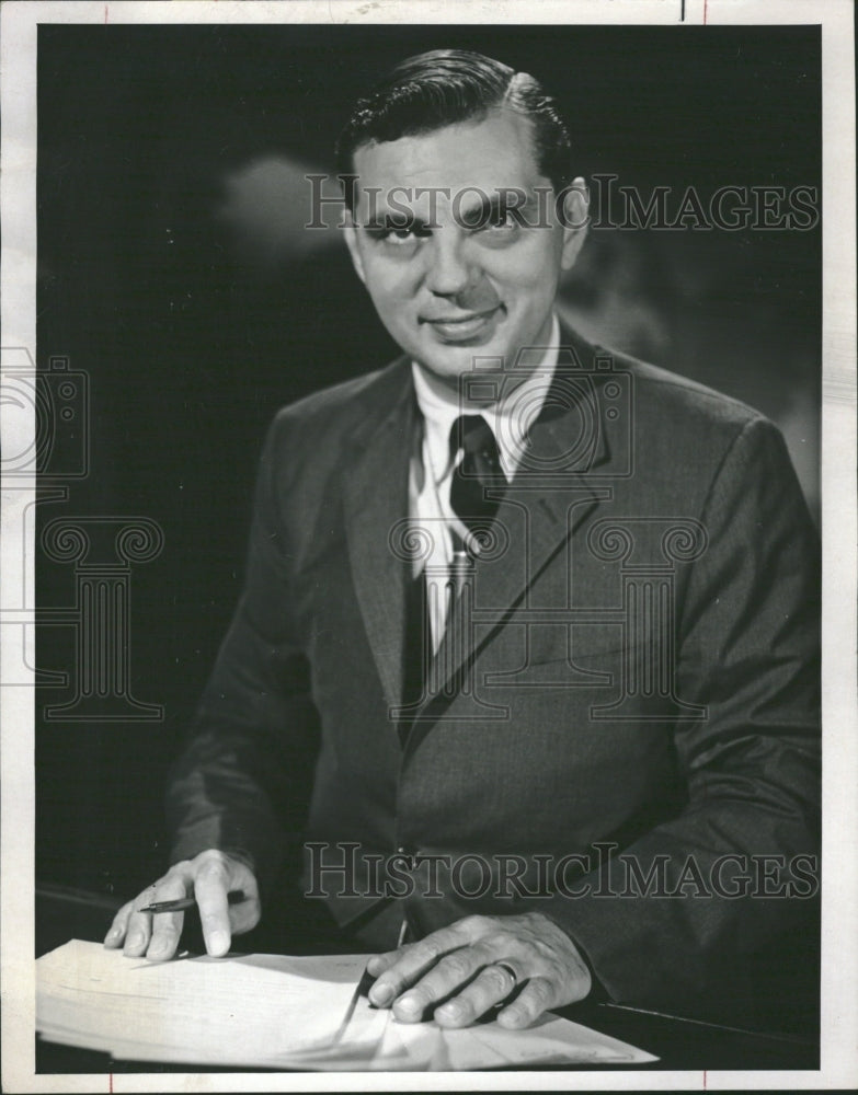 1968 Robert Goralski News Correspondent - Historic Images