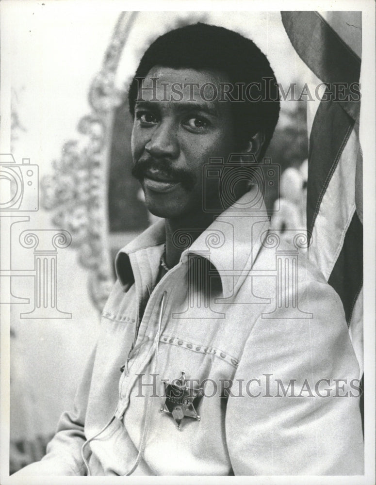 1975 American Actor Lou Gossett, Jr. - Historic Images