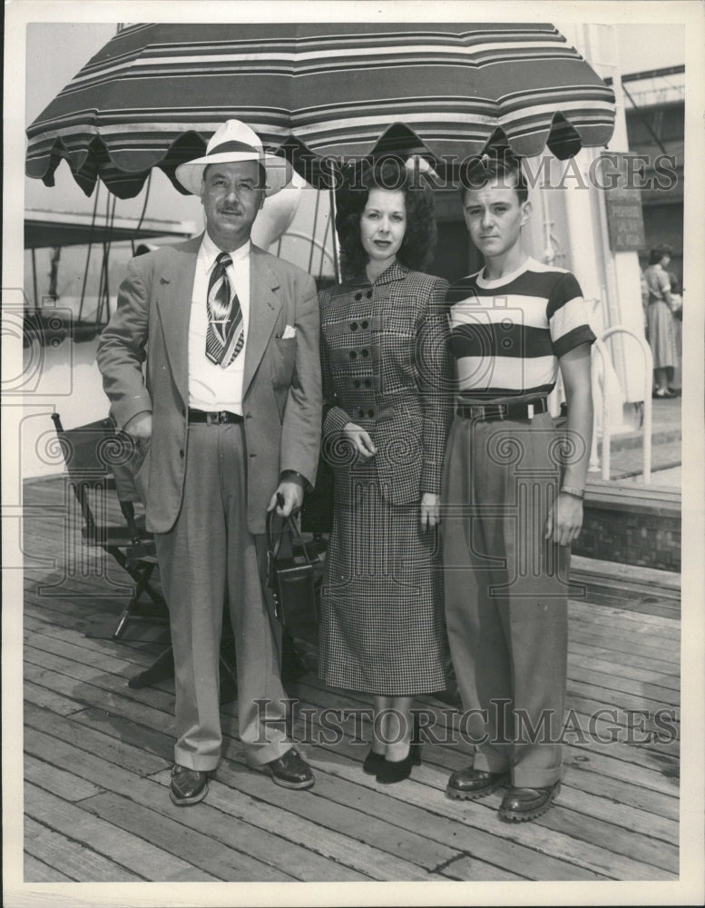 1949 Mr. and Mrs. Gordon Lee - Historic Images