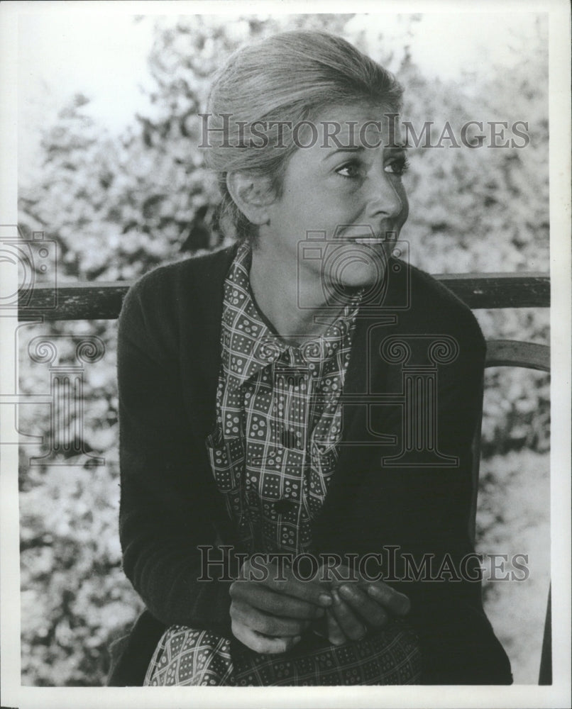 1976 Actress Michael Learned &quot;The Waltons&quot; - Historic Images