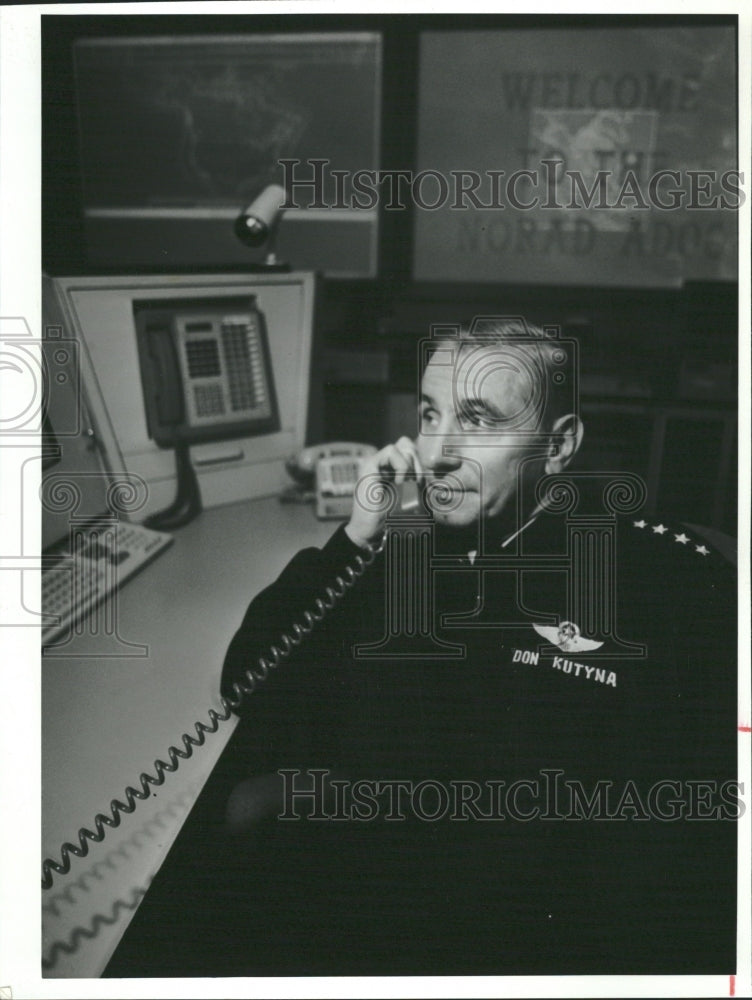 1990 Gen Donald J Kutyna Air Force Officer - Historic Images