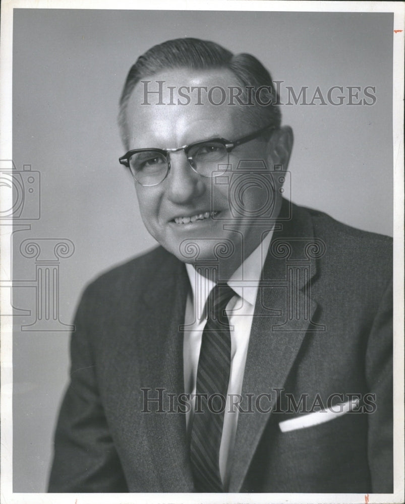 1967 George McDowell Assisant U.S Home Main - Historic Images