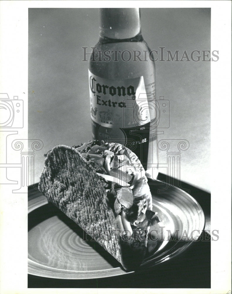 1991 Tortilla Soft Crisp Meat Tomato Sauce - Historic Images