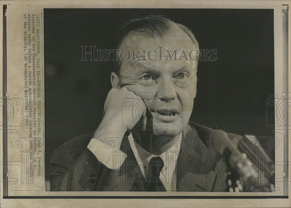 1969 Knowles Testifies Dr John Massachusets - Historic Images