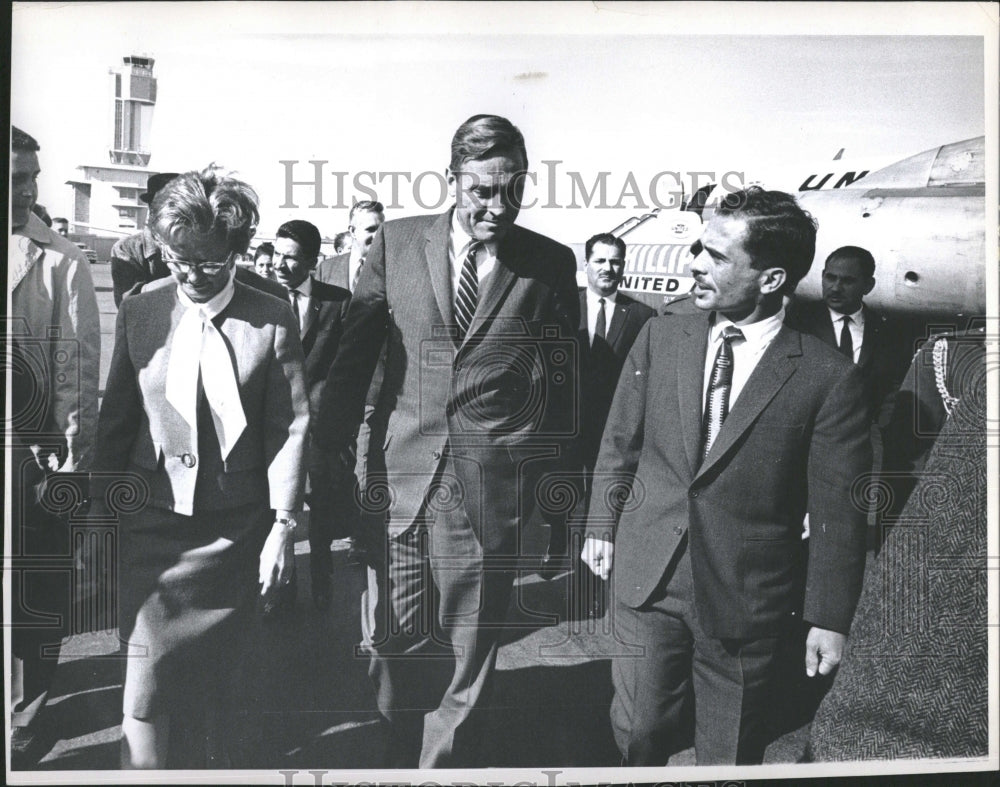 1964 King Hussein US Visit Group Jordan - Historic Images