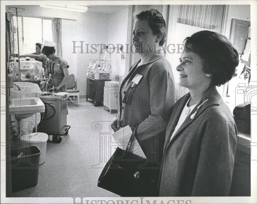 1967 Mc Grew Elizabeth Doctors Shows Nurses - Historic Images