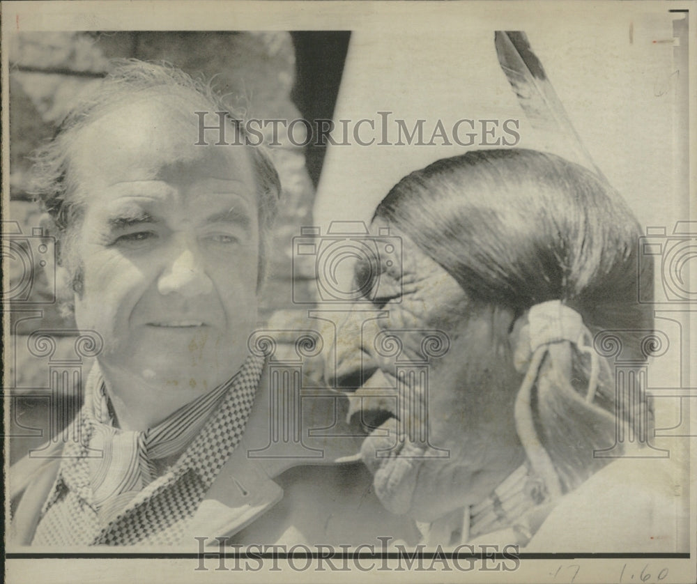 1972 George McGovern Democratic Nominee - Historic Images