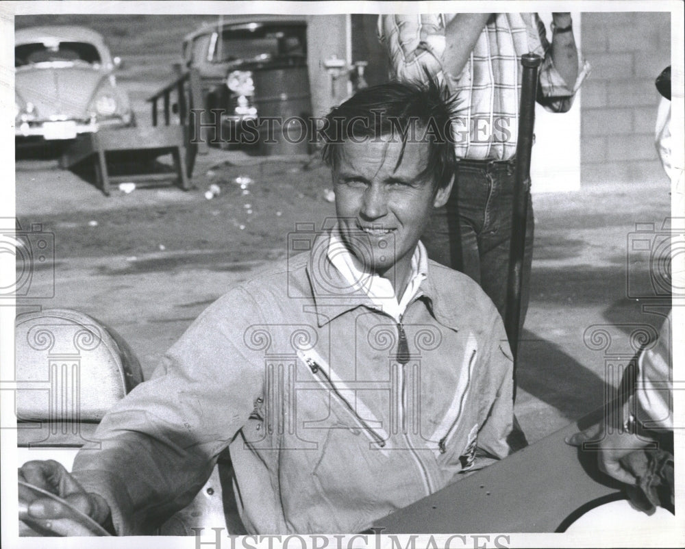 1960 Race Car Drive Charlie Lyon, Denver - Historic Images
