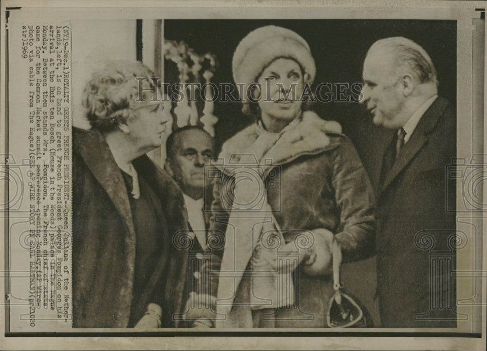 1969 Queen Juliana Netherlands France - Historic Images