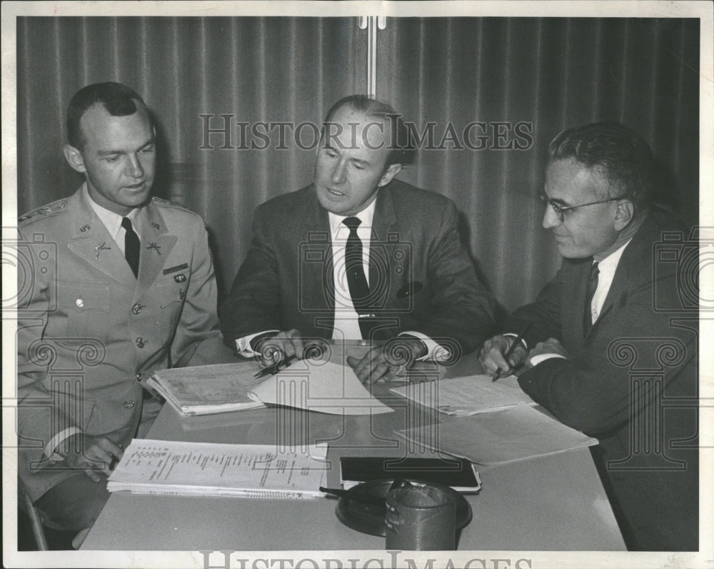 1975 Denver Post Citizenship Awards - Historic Images