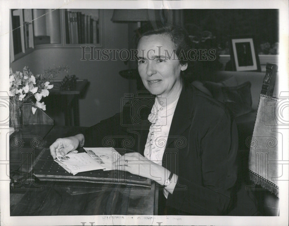 Mrs. John J McCloy , wife of U.S. High commissioner - Historic Images