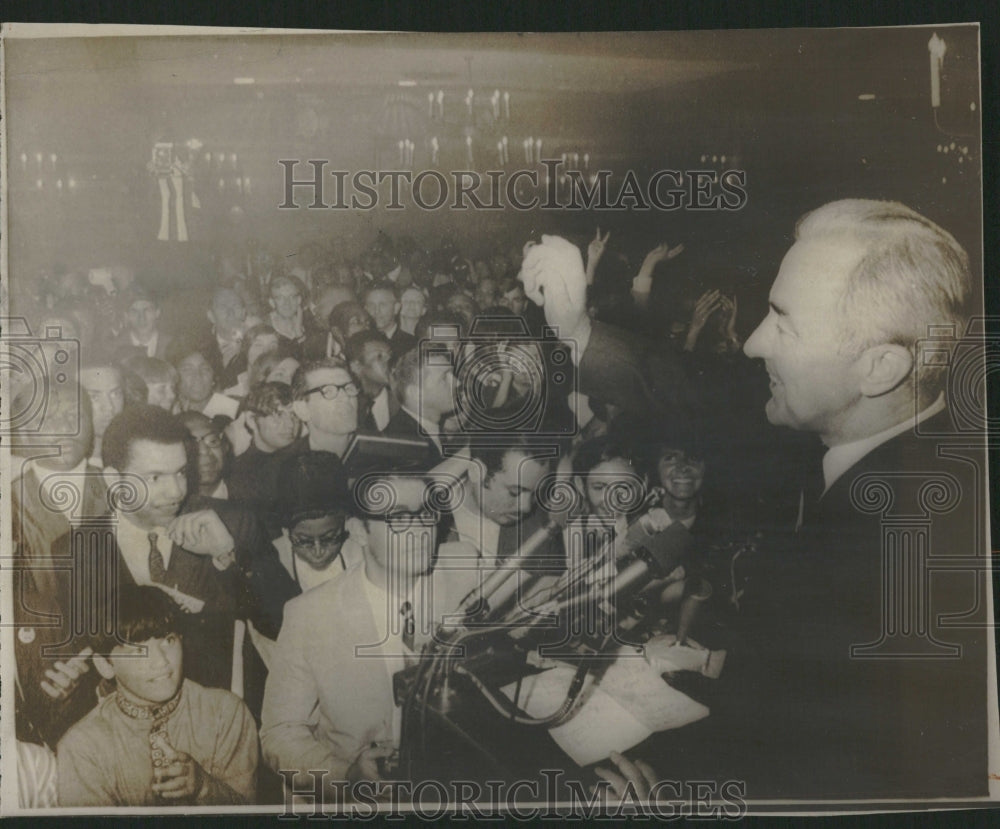 1968 Sen. Eugene McCarthy Speaks To Crowd - Historic Images