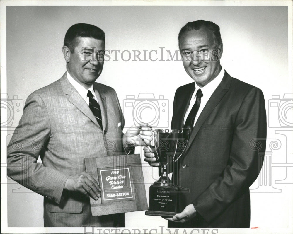 1970 Manager of the Year G. Mike Welch - Historic Images