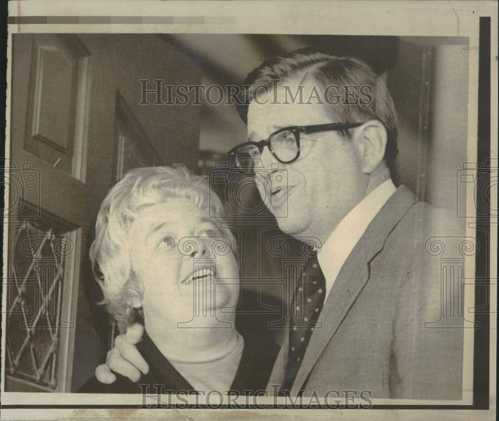 1975 Charles Colson Wife Patricia Watergate - Historic Images