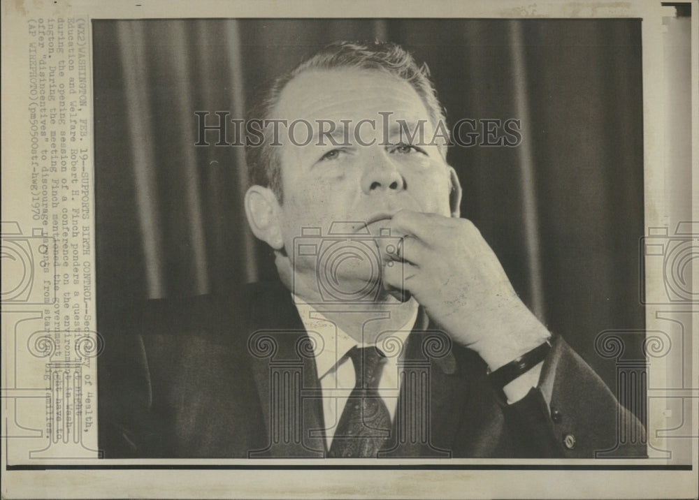 1970 HEW Secretary Robert H. Finch - Historic Images