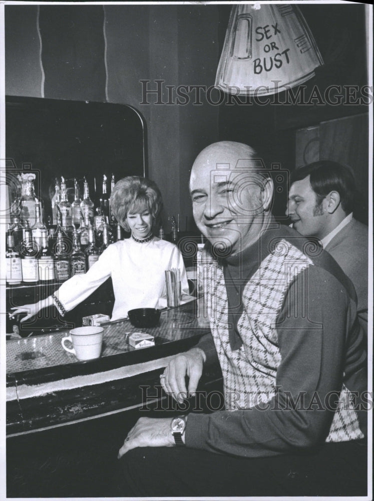 1969 Bar Owner Steu Segal At &quot;Hello Dolly&quot; - Historic Images