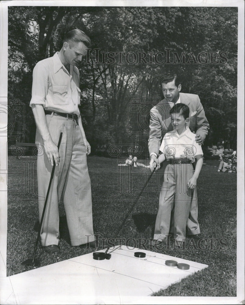 1952 Edward Hetfield son Bobby shuffleboard - Historic Images