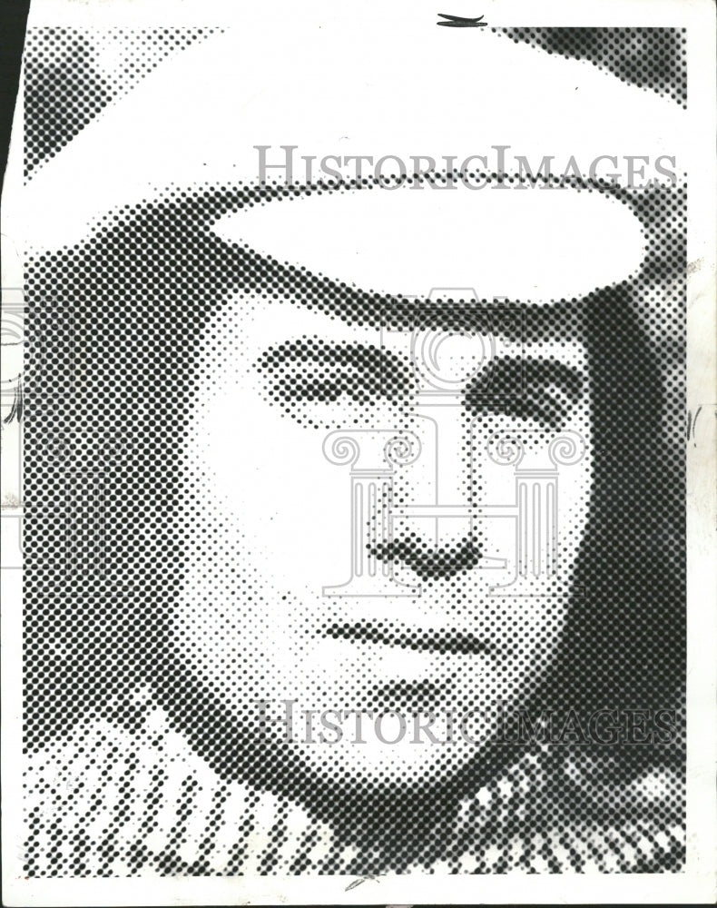 1977 Paul Simon Singer Guitarist - Historic Images