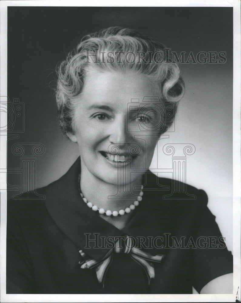 1970 Mrs Morag Simchak US Labor Department - Historic Images