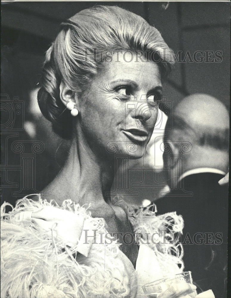 1967 Mrs.James F. Magin. - Historic Images