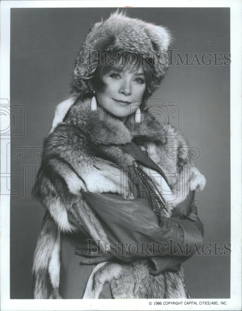 1986 Shirley Maclaine Star Out Limb Movie - Historic Images