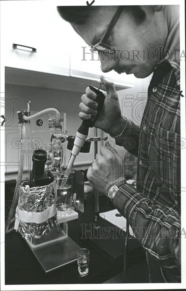 1982 Great Lakes Environmental Research Lab - Historic Images