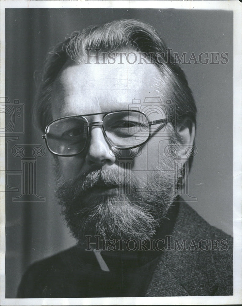 1975 Rev David O Eckley Pastor Greek - Historic Images