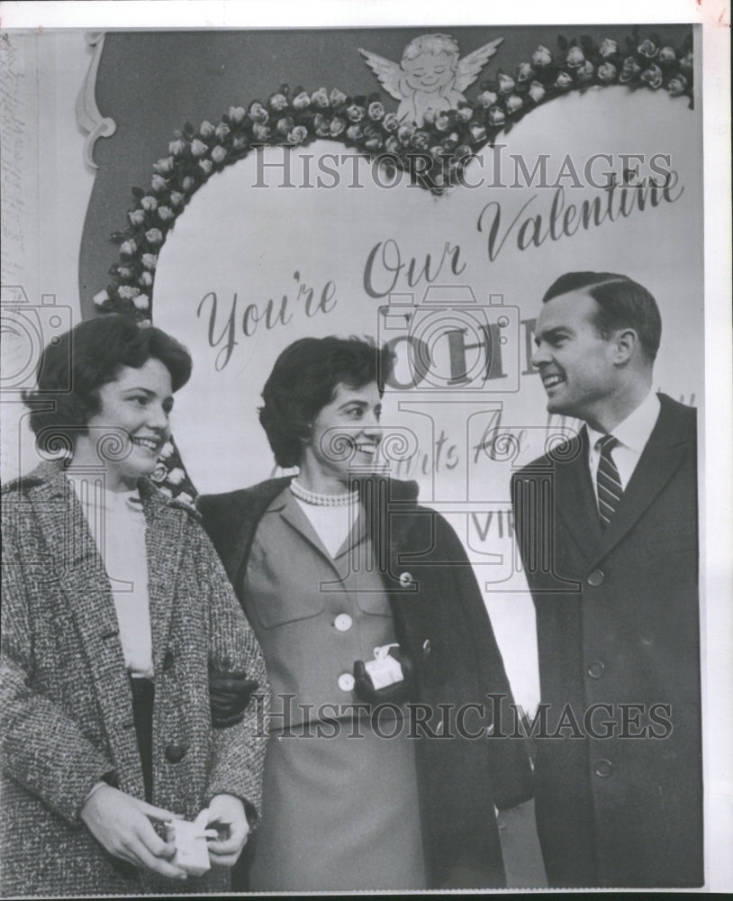 1962 Mrs John Glenn Carolyn Willis Anderson - Historic Images