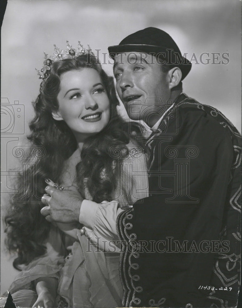 1948 Rhonda Fleming and Bing Crosby - Historic Images