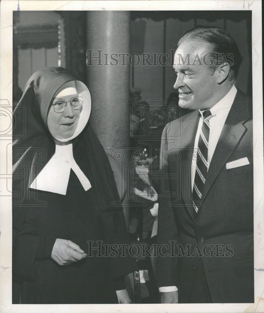 1967 Sister Lina Bob Hope Entertainer - Historic Images