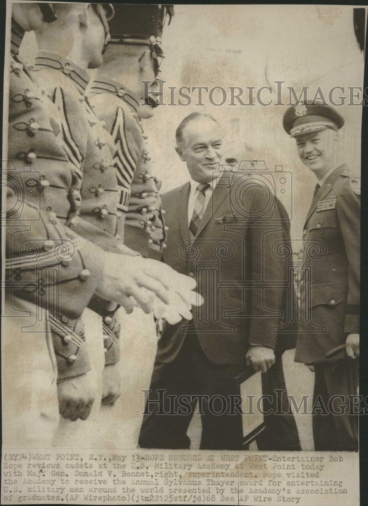 1968 Entertainers Bob Hope Gen Donald West - Historic Images