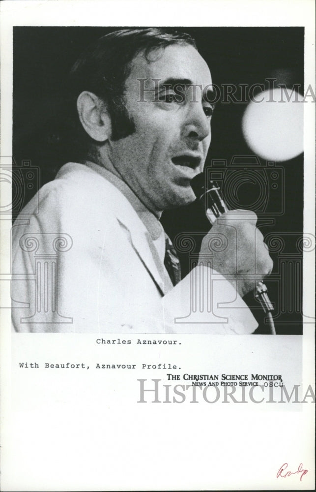 1974 Charles Aznavour singer songwriter - Historic Images